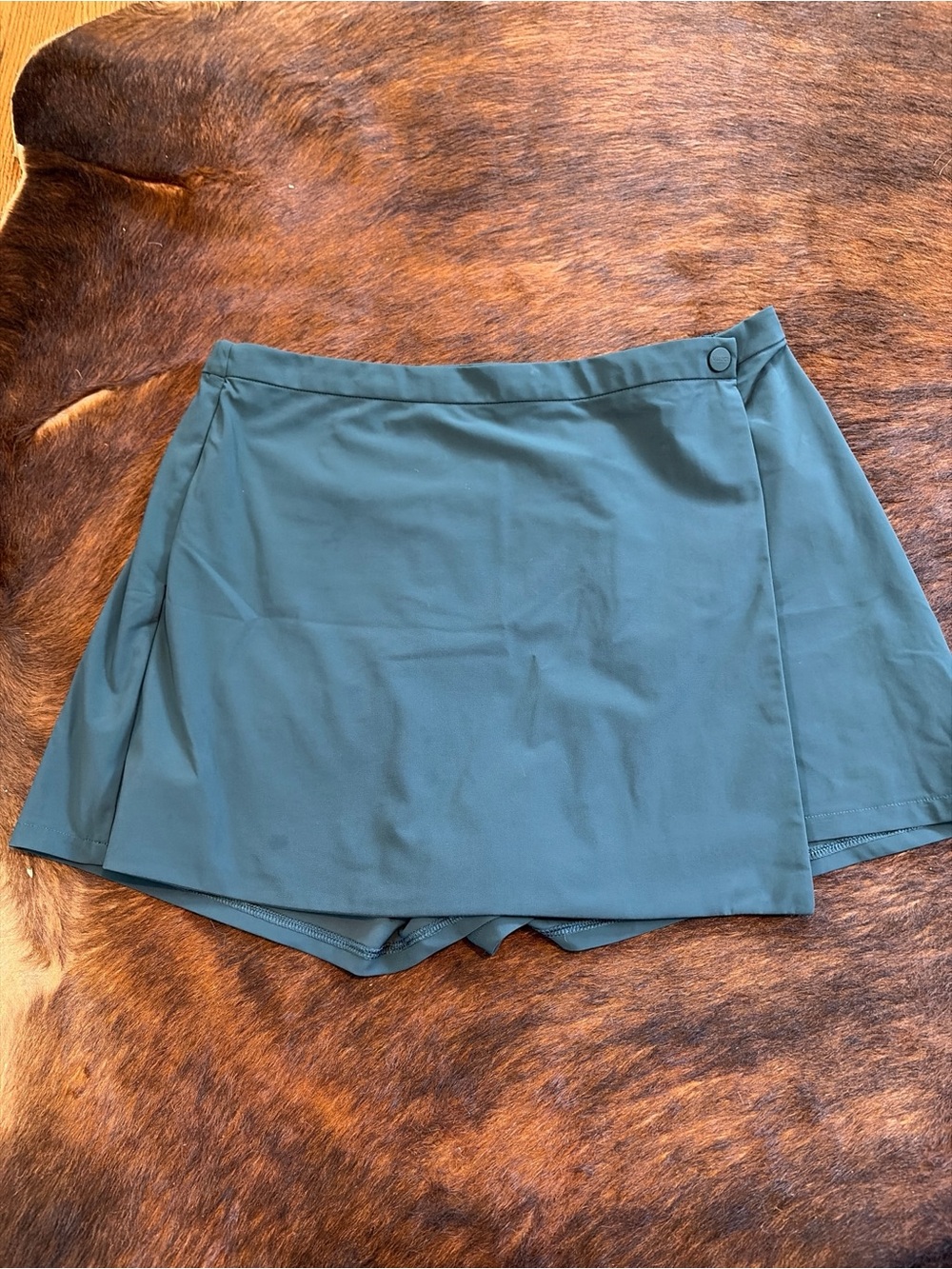 Vuori Teal Athletic Skort